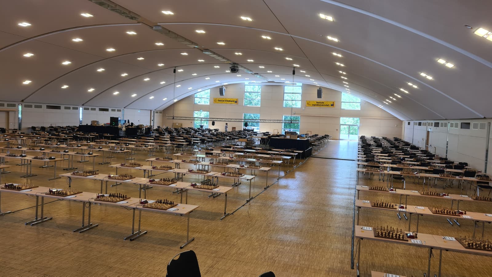 Blick in den Spielsaal, es kann losgehen.